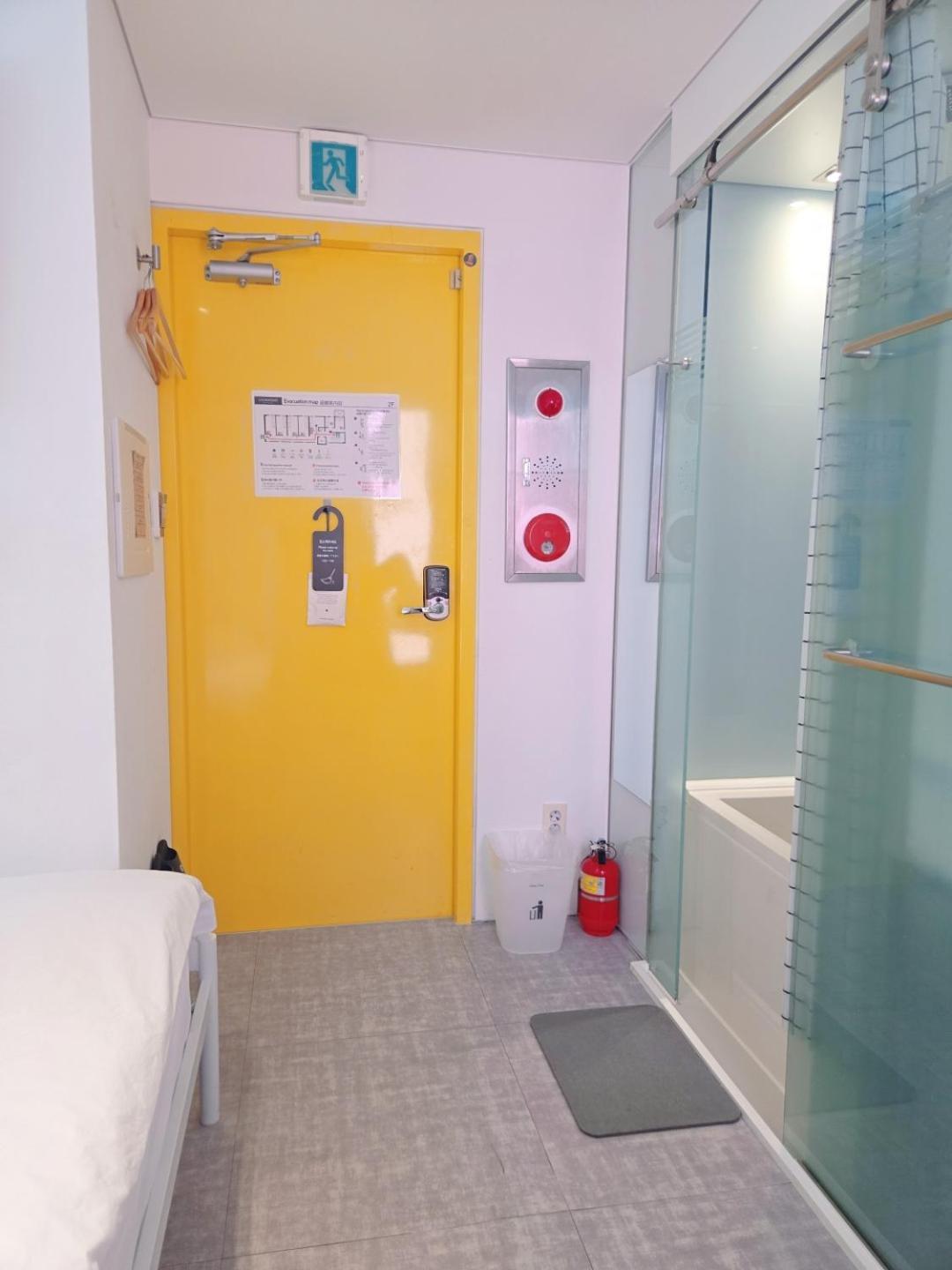 Look Home Guesthouse سيول المظهر الخارجي الصورة